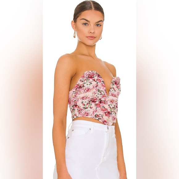 NWT - Revolve More To Come Sienna Floral Ruched Top in Pink Floral - Siz… - Picture 2 of 4